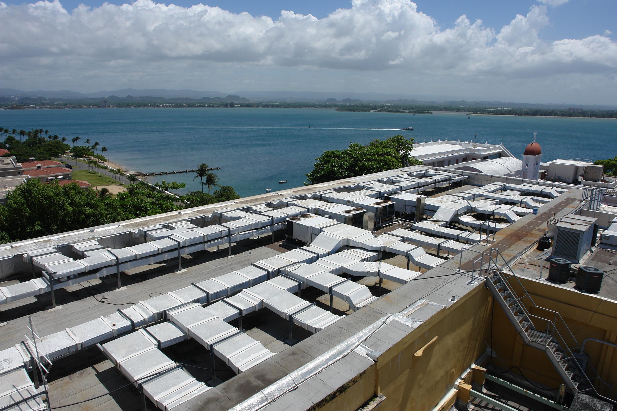Calle de la Fortaleza 56 - Antigua Real Audiencia - Conservatorio De Artes Del Caribe - San Juan (Viejo San Juan) - 2011 00075